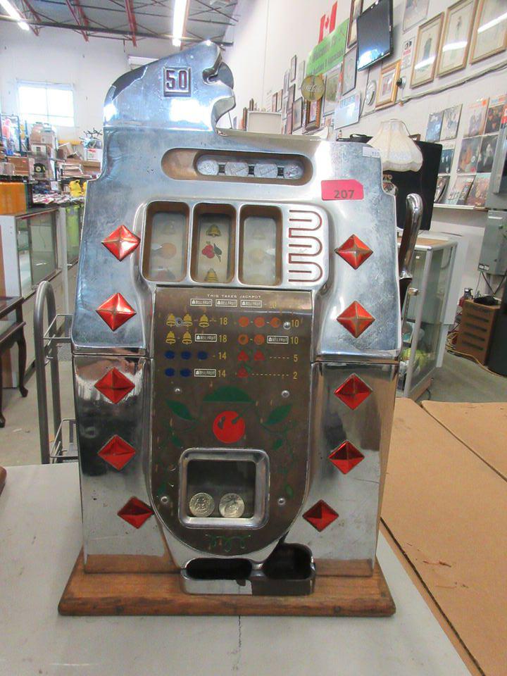 1940s Mills Diamond Front Slot Machine w/Keys
