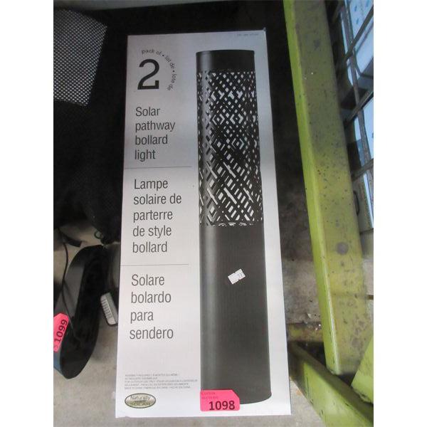 Solar Pathway Bollard Light - Open Box 