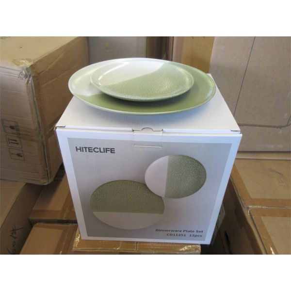 Set of 12 New Dinnerware Plates - Dark Green/Cream