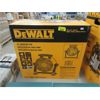Image 1 : DeWalt 16" Benchtop Fan