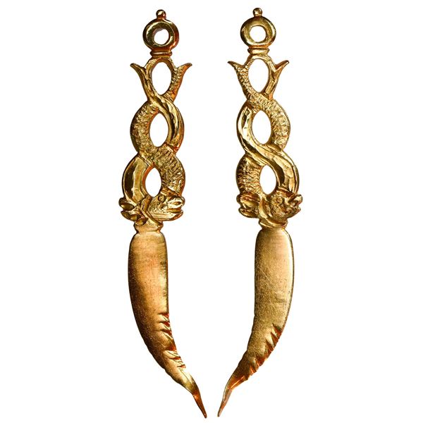 Ornate gold toothpick, ex-1715 Fleet.