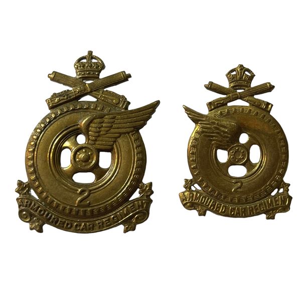 WW2 Canadian Armoured Car Regiment Cap & Collar Badge Lot