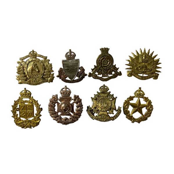 Lot of Canadian Army Badges