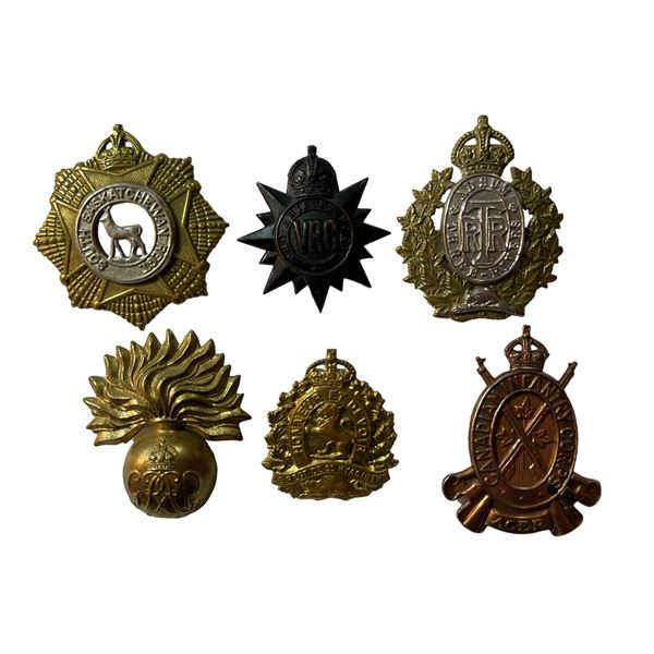 Lot of Canadian Army Badges