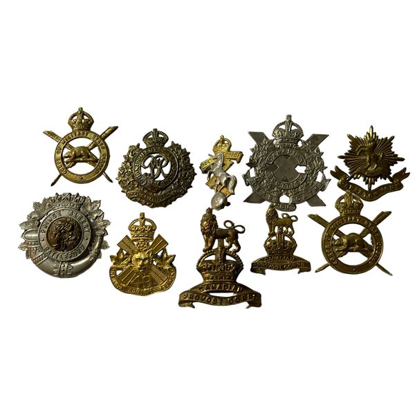 WW2 era Canadian Cap Badge Lot