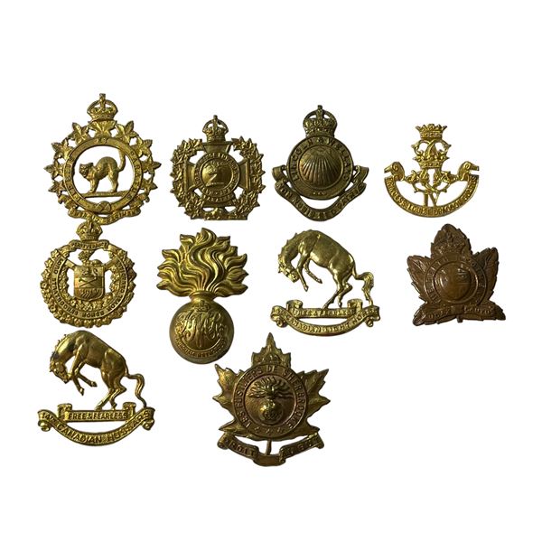 WW2 era Canadian Cap Badge Lot