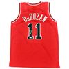 Image 1 : DEMAR DEROZEN SIGNED CHICAGO BULLS JERSEY (BECKETT COA)