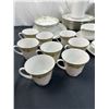 Image 2 : Contemporary Noritake Fine China Set