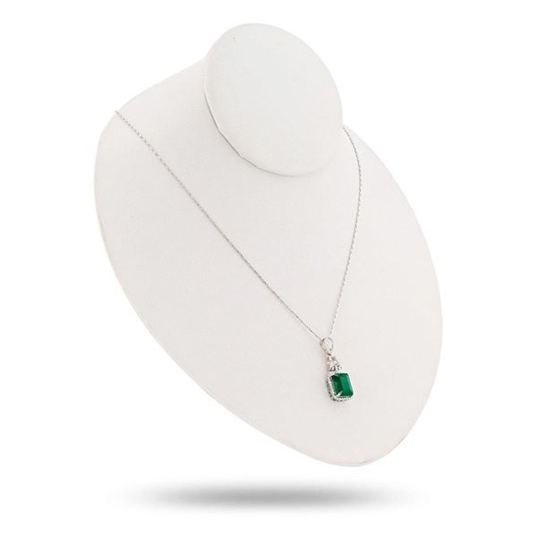 4.54 ctw Emerald and 0.31 ctw Diamond 14K White Gold Pendant/Necklace