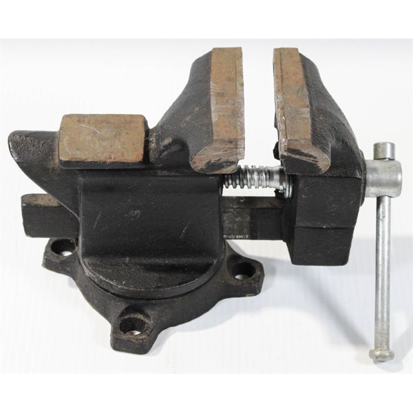 3 1/2" TABLE VISE