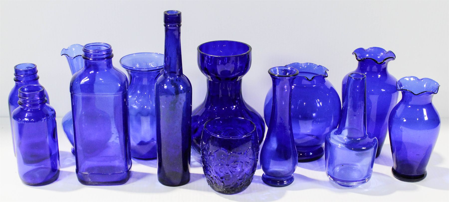 COLLECTION BLUE GLASS