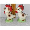 Image 4 : VINTAGE YOUNG ROOSTER SALT AND PEPPER SHAKER SET