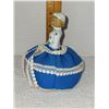 Image 3 : ANTIQUE PORCELAIN LADY PIN CUSHION