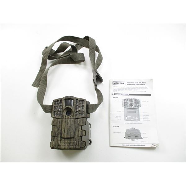 MOULTRIE TRAIL CAMERA