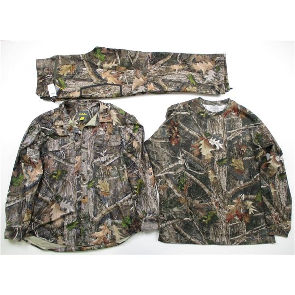 ASSORTED CABELAS HUNTING CLOTHING