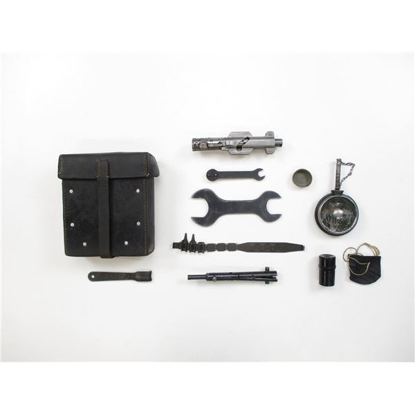 WWII GERMAN MG34 GUNNERS KIT