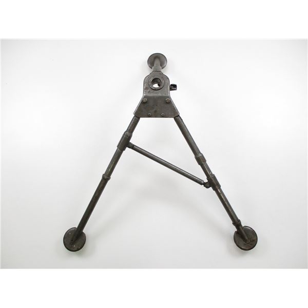 U.S. BROWNING M2 1919 MG TRIPOD