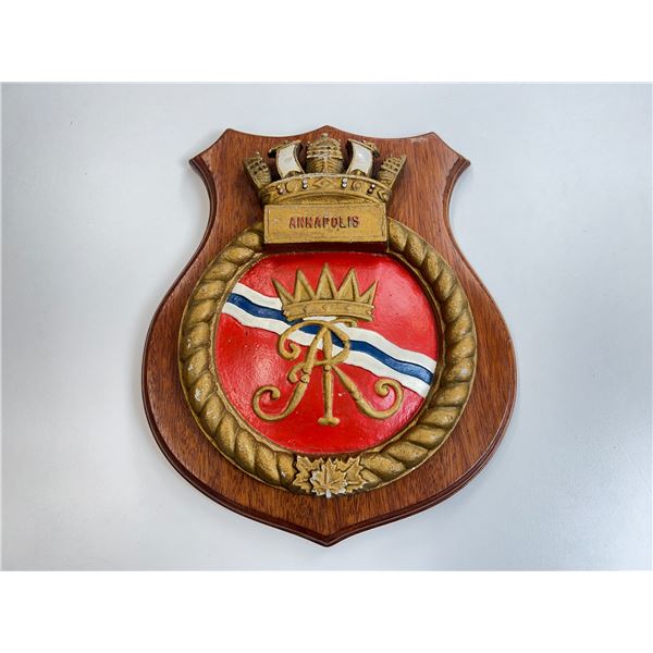 CANADIAN NAVY HMCS ANNAPOLIS BADGE