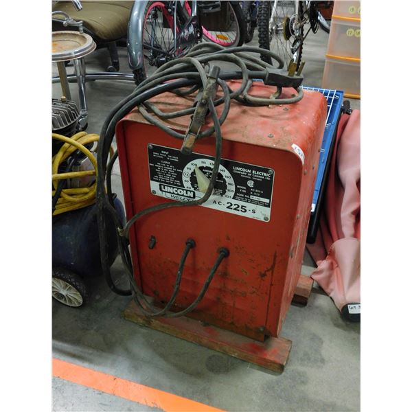 Lincoln Electric Stick Welder AC225S