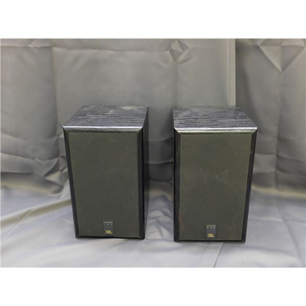 JBL 500 Bookshelf Speakers