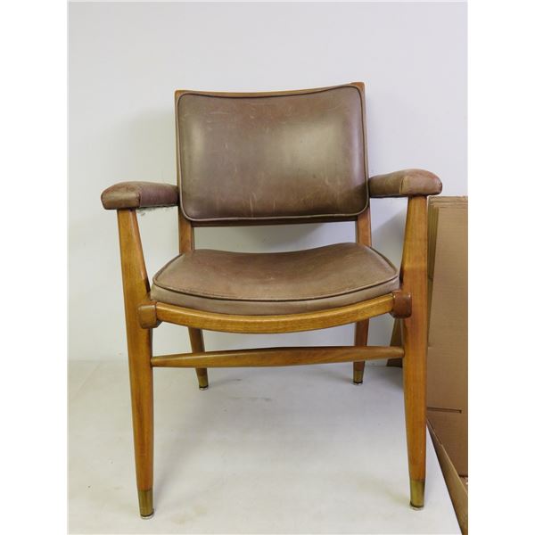 HKrug Furniture Company Kitchner Ontario 1963 Teak and Leather