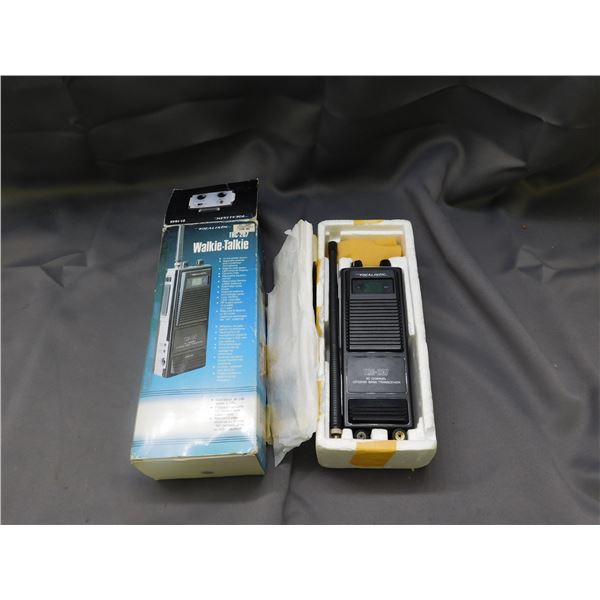 Talkie walkie Realistic TRC-214