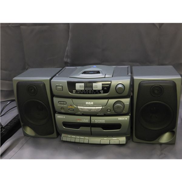 RCA CD Player Stereo Radio Double Cassette Player RP-7954