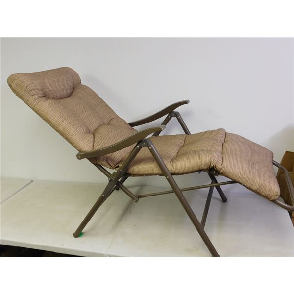 Recliner Lawn Chair Padded Cushion
