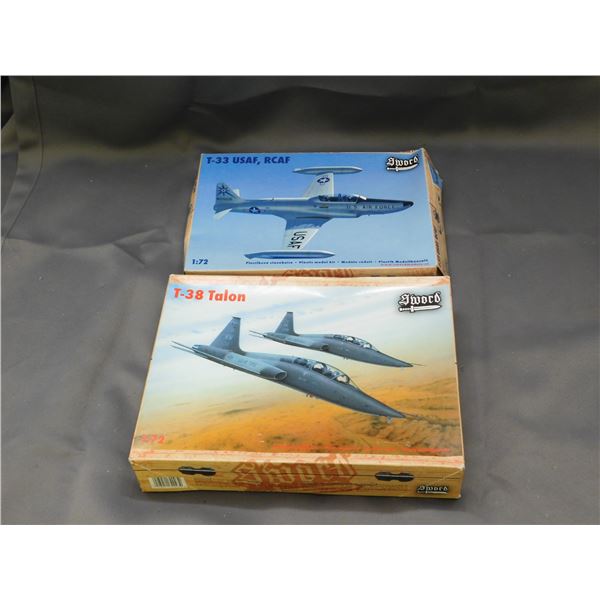 Lot of 2 Model Kits Sword T-33 USAF RCAF and T-38 Talon War Planes Aircraft Fighter War Jets