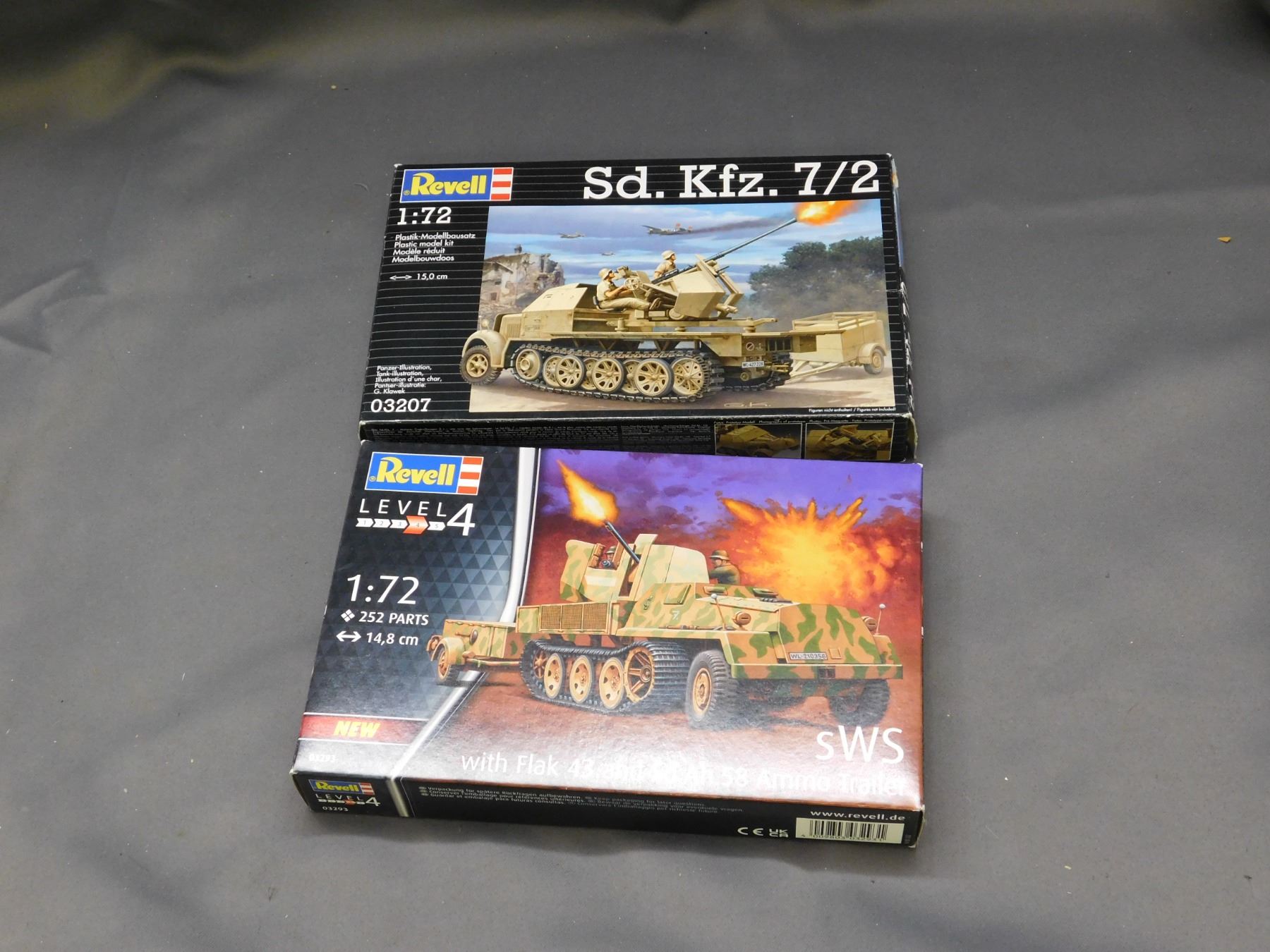 Lot of 2 Sd Kfz 7/2 1/72 and sWS with Flak 43 and Sd.Ah.58 Ammo Trailer