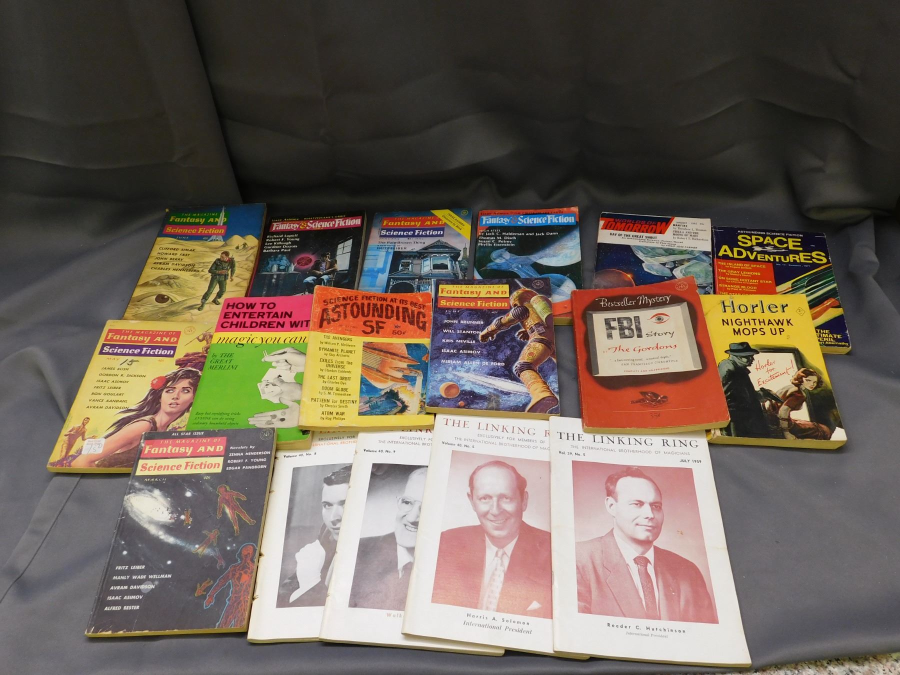 Lot of 17 Fantasy and Sci-Fi Magazines Magicians, Detective FBI Mystery