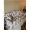 Image 2 : Sklar Peppler Floral Upholstered Sofa