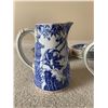 Image 2 : Royal Crown Derby Blue & White Fine China Collection