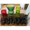 Image 2 : Collection of Coloured Glassware