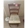Image 3 : Wooden Chair w/ Floor Lamp