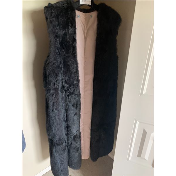 Fur Vest (Fits Larger-Sized Women)