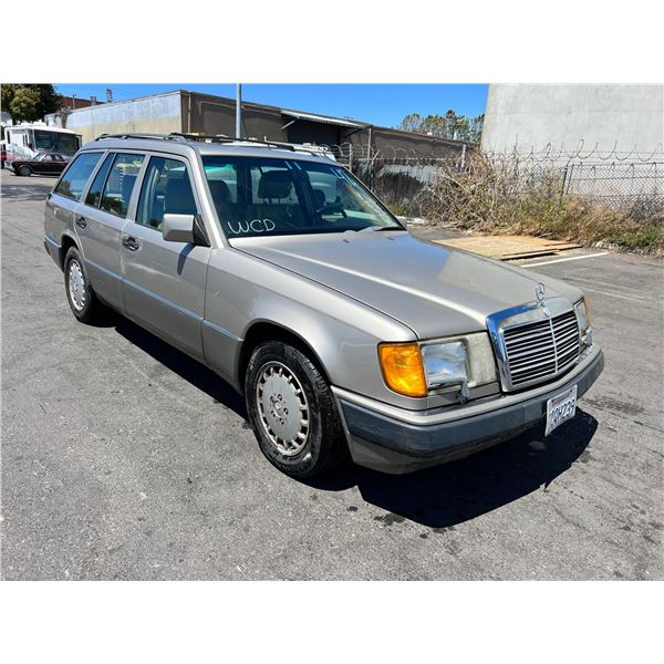 1991 Mercedes-Benz 300-Class 300 TE