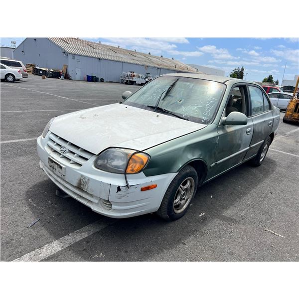 2004 Hyundai ACCENT GL