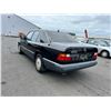 Image 4 : 1990 Mercedes-Benz 300-Class 300 E