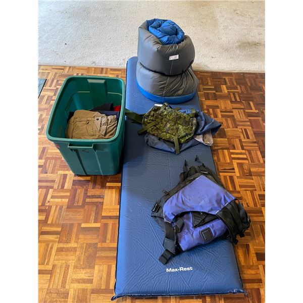 Camping Assortment - Wood Max Rest Pad - Sleeping Bag