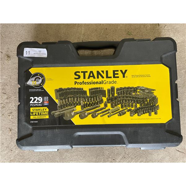 Stanley 229 Piece Socket Set