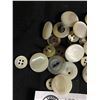 Image 3 : Approx. 35 Victorian & Edwardian M.O Pearl Buttons