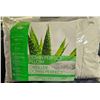 Image 1 : Pillows Canadian Down & Feather Com