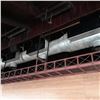 Image 9 : Original The Fireplace Restaurant - Genuine Hanging Train Track Set-Up