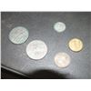 Image 1 : 5 Assorted Coins