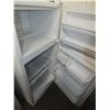 Image 2 : Frigidaire Fridge