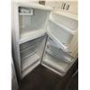 Image 2 : GE White Refrigerator