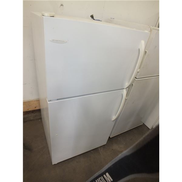 Frigidaire Fridge