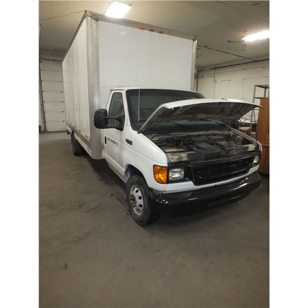 2003 Ford E 450