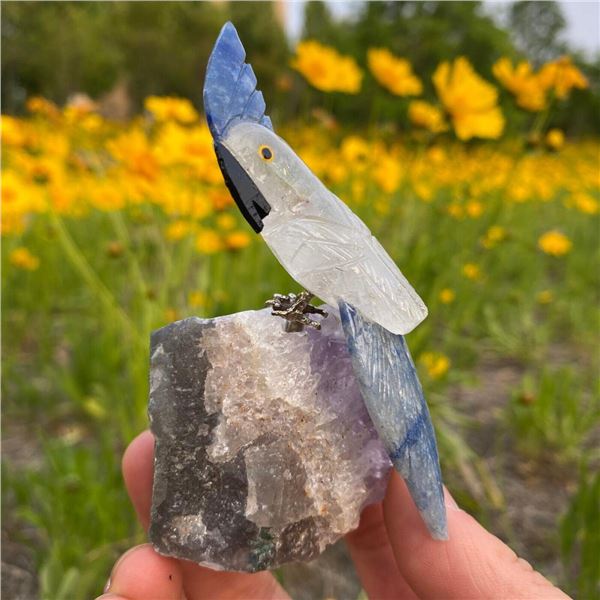 Natural Stone Handcarved Quartz Bird